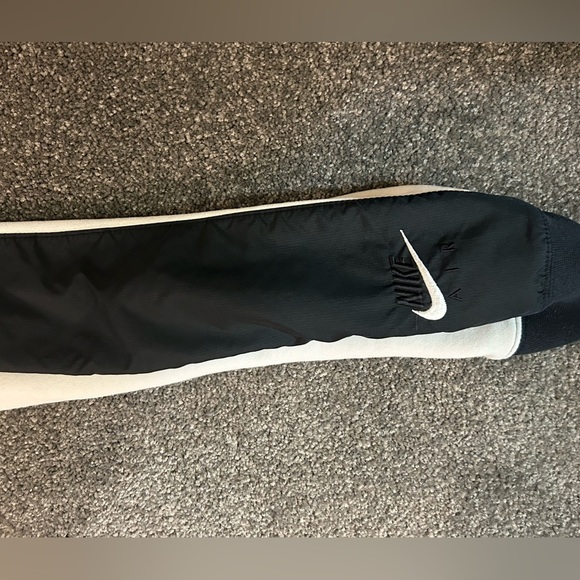 Nike Air zip up hoodie size large - Picture 2 of 3